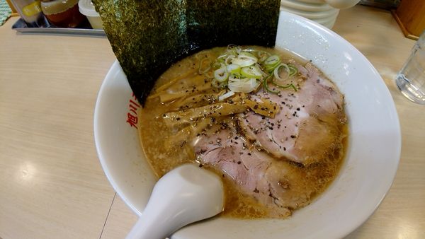 「雪花亭らーめん750円」@旭川ラーメン 雪花亭の写真