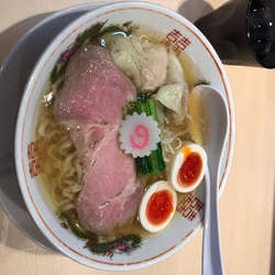 ちょっとずつワンタン麺　白だし