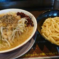 つけ麺  ヤサイ・アブラ ちょいマシ