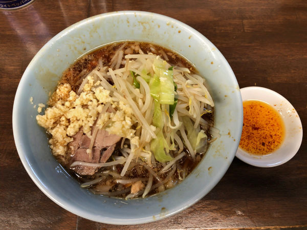 「小の小ラーメン 麺半分ニンニクラー油 650円」@らーめん玄の写真