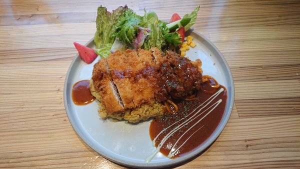 「スタンダードトルコライス　１０００円」@長崎トルコライス食堂の写真