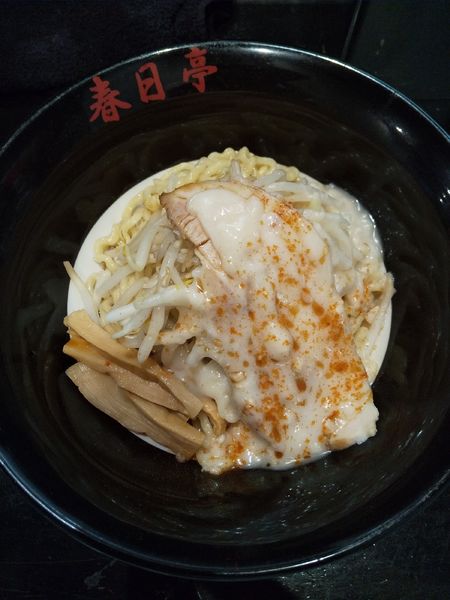 「鳥豚油そば」@油そば専門店 春日亭 名古屋駅西店の写真