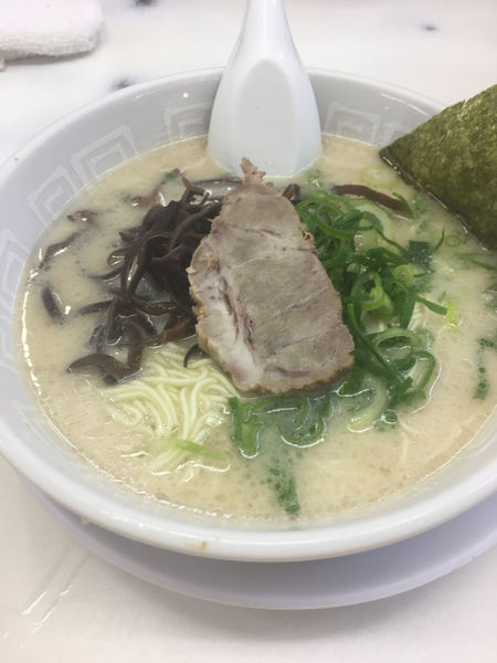 「らーめん」@博多天神 渋谷南口店の写真