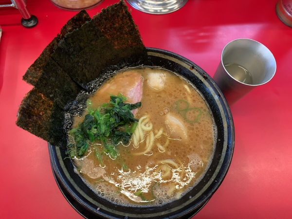 「ラーメン700円」@柏 王道家の写真