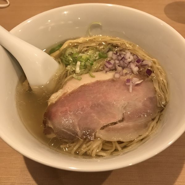 「塩らぁ麺（￥800）」@らぁ麺 みうら 上野毛店の写真