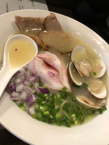 「限定ハマグリラーメン」@麺処 まがり鶏の写真