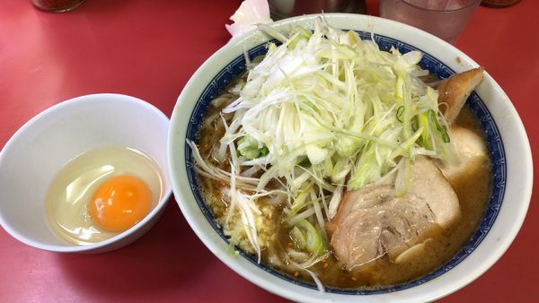 「小少なめかためニンニク少し、つけ味ネギたまご」@ラーメン二郎 桜台駅前店の写真