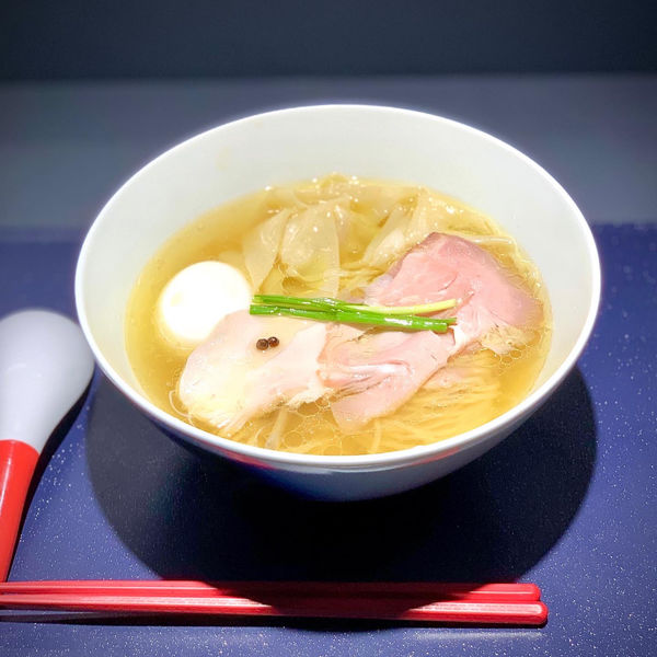 「塩 味玉」@noodle art gallery Ryota Tezukaの写真