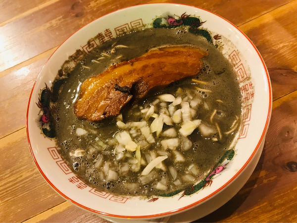 「生コンクリートそば＋アンチョビとカラスミの和え玉」@自家製麺 うろたの写真