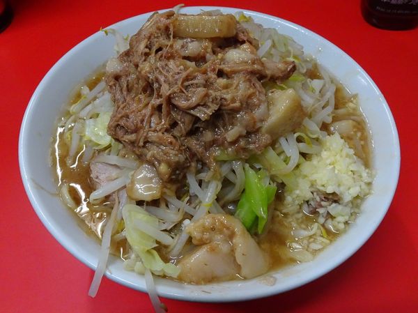 「ラーメン（790円）ニンニクアブラ」@ラーメン二郎 松戸駅前店の写真