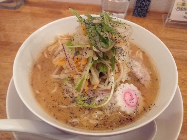 「中華そば味噌味８５０円」@味六屋の写真