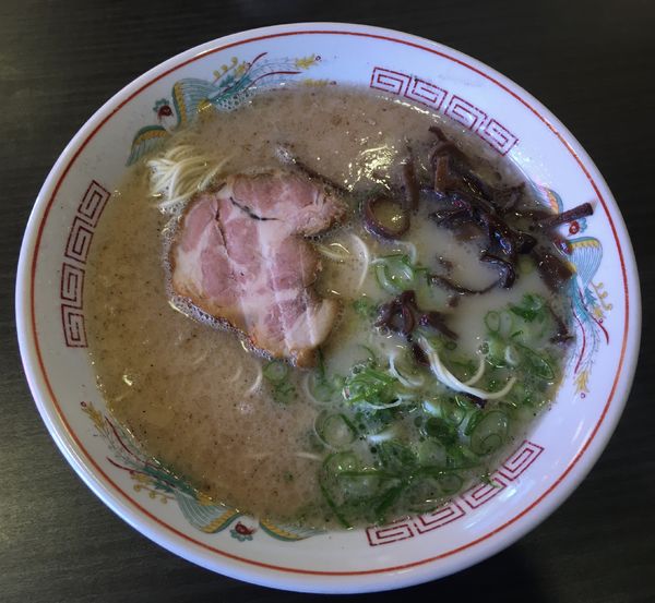 「久留米ラーメン(690¥)」@ラーメン・ホルモン焼肉育元の写真