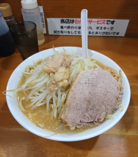「ラーメン普通３００g あぶら増し」@ラーメン赤沼 熊谷店の写真
