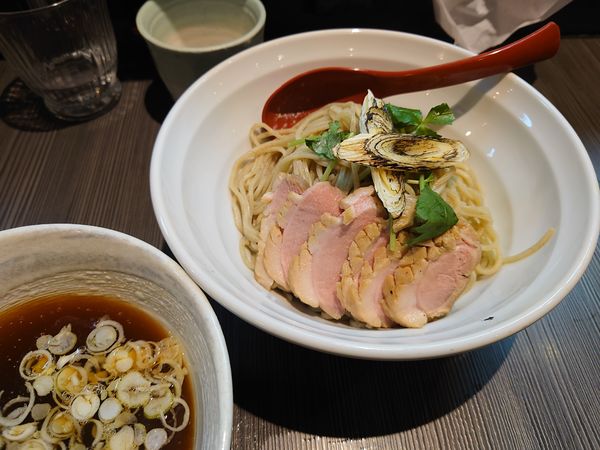 「【限定】鴨つけ蕎麦1200円＋チャンジャ豆腐＆冷酒✖2杯」@柳麺 呉田-goden-の写真