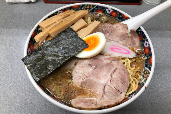 「正油拉麺(大)980円+メンマ100円」@玉川大盛軒の写真