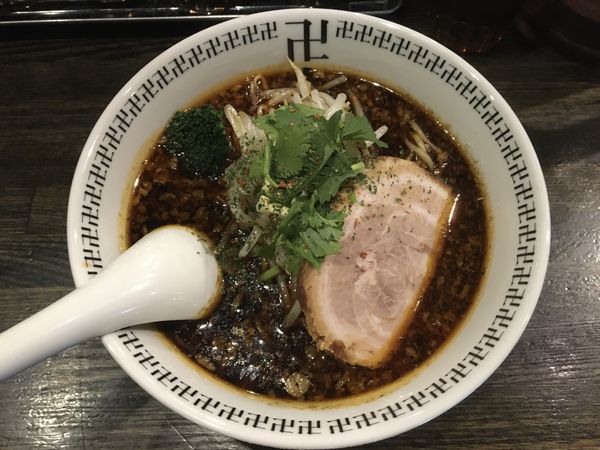 「スパイスラーメン」@スパイス・ラー麺 卍力の写真