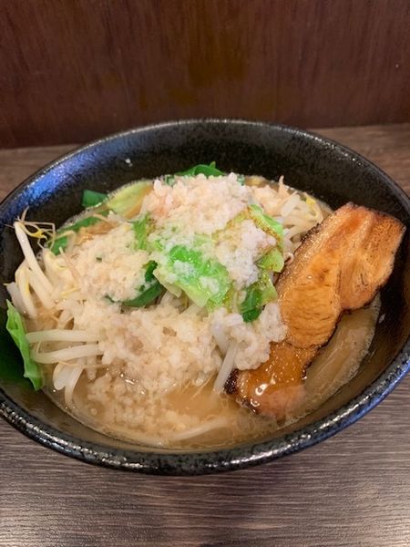 「東京背脂白豚骨ラーメン 850円」@麺酒 ライオンが目を開けるまでの写真