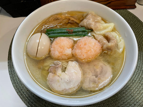 「特製塩らぁ麺」@麺や金時の写真