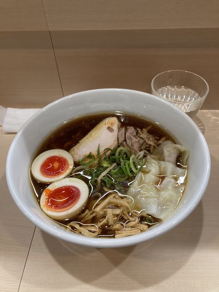 「特製中華そば　醤油」@手揉み中華そば 中村の写真