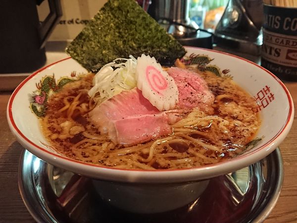 「醤油メン」@アイアン麺の写真