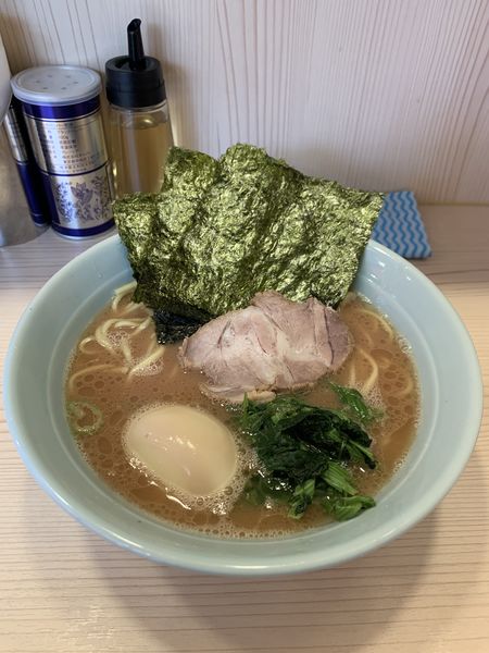 「らーめん（並）＋半熟味玉」@家系 武の極みの写真