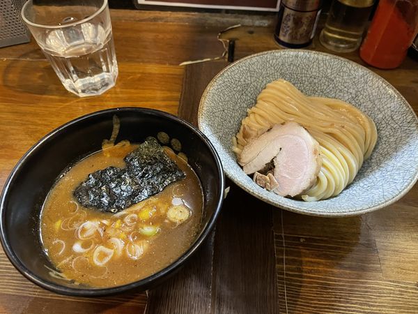 「濃厚煮干しつけめん」@リベルタの写真