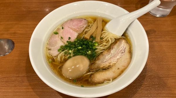 「味玉醤油ラーメン」@中華そば 七麺鳥の写真