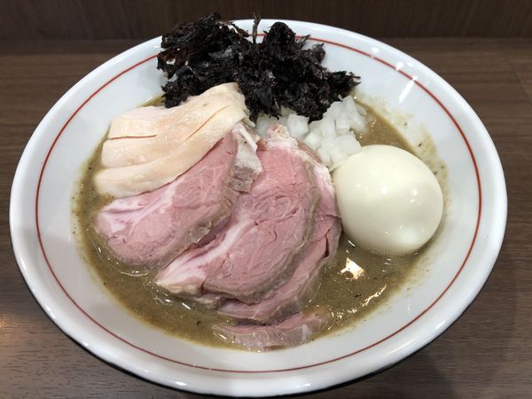 「特製濃厚煮干ソバ+和え玉」@Noodle&Spice curry 今日の1番の写真