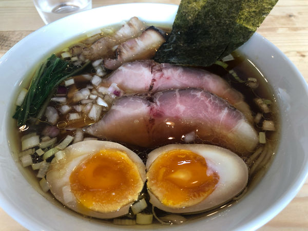 「醤油ラーメン」@いえろうの写真