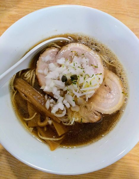 「かけそば 肉入り 700円」@ツバメヤの写真