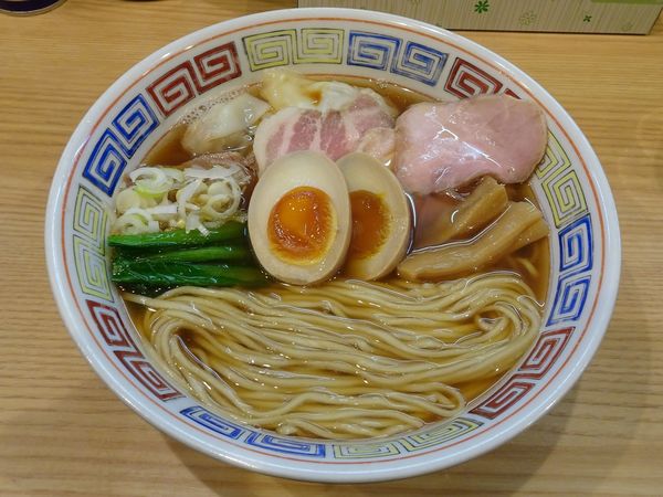 「特製中華そば（1,100円）」@ほっこり中華そば もつけの写真