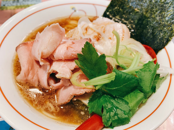 「凛々しいヒラメ中華ソバ」@らーめん凛々の写真