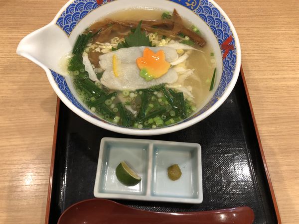 「潮らーめん」@ふぐだし潮 八代目けいすけ 東急プラザ銀座店の写真