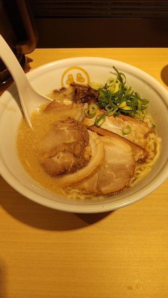 「特濃豚骨チャーシュー麺」@TOKYO豚骨BASE MADE by 博多一風堂 大宮店の写真