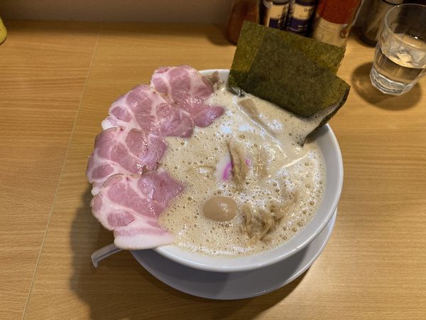 「Miso鶏そば【全のせ】﻿」@鶏そば 啜るの写真