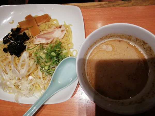 「濃厚 ！煮干し 鶏白湯つけ麺」@魚民 高崎西口駅前店の写真