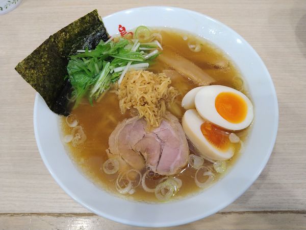 「しょうがラーメン（850円）＋味玉（110円）」@めん処 羽鳥の写真