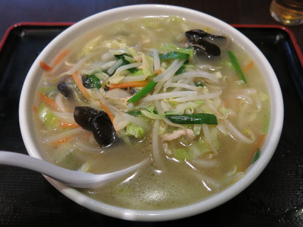 「野菜タンメン+半チャーハン:880円」@東方一角 銀座本店の写真