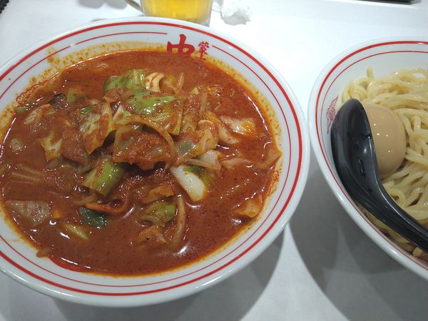 「冷し味噌やさい 辛さ3倍 野菜増し 味玉」@蒙古タンメン 中本 錦糸町店の写真