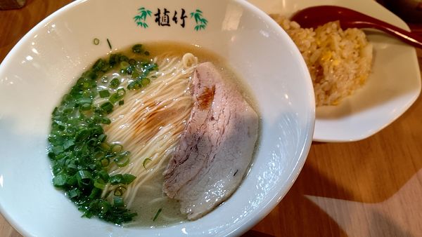 「冬季限定ら〜めん　820円」@やきめし屋 植竹の写真