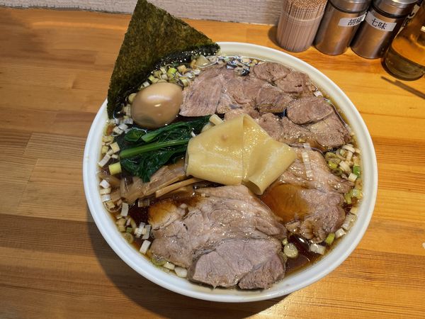 「細麺チャーシュー+凄平トッピング+煮卵」@らぁめん りきどうの写真