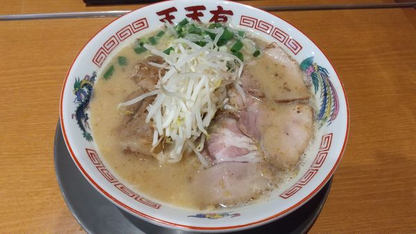 「チャーシューメン（ハーフ（豚バラ＋豚骨））750円」@らーめん天天有 神田の写真