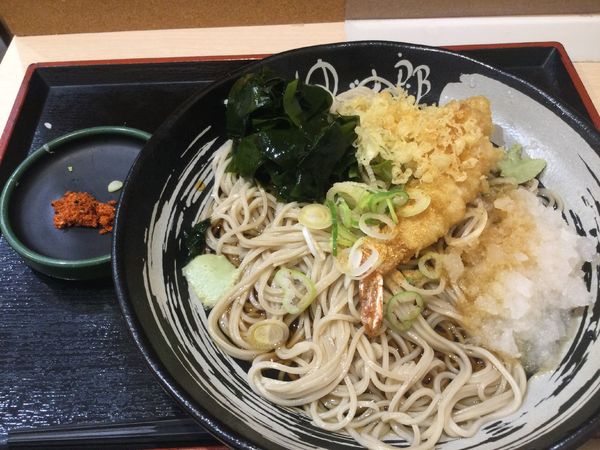 「朝そば鬼おろし・わかめ変更・赤鬼＋海老天(¥360)」@ゆで太郎 竹橋店の写真