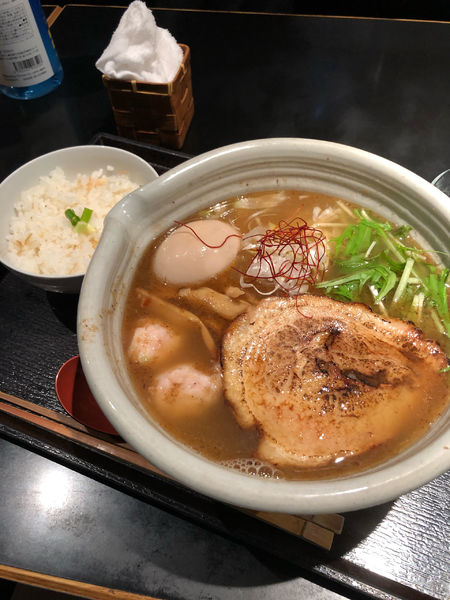 「白醤油ラーメン880円・味玉120円・大盛100円・半鯛飯220」@麺処 銀笹の写真