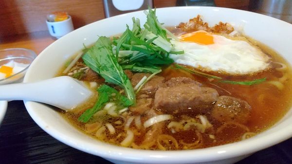 「#牛肉麺セット #900円 #税込 #牛肉麺 #半チャーハン #」@中国飯店 樂宴 矢口渡店の写真