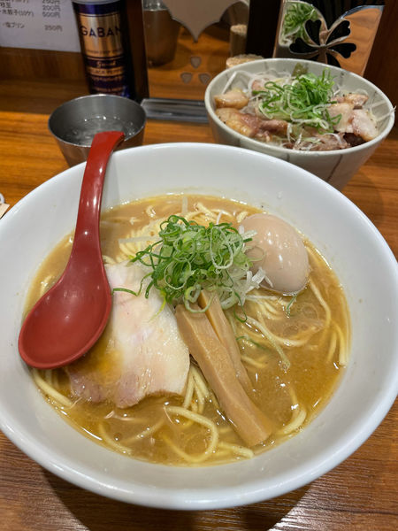 「オマールエピ味玉味噌ラーメン」@麺屋 翔 御徒町店の写真