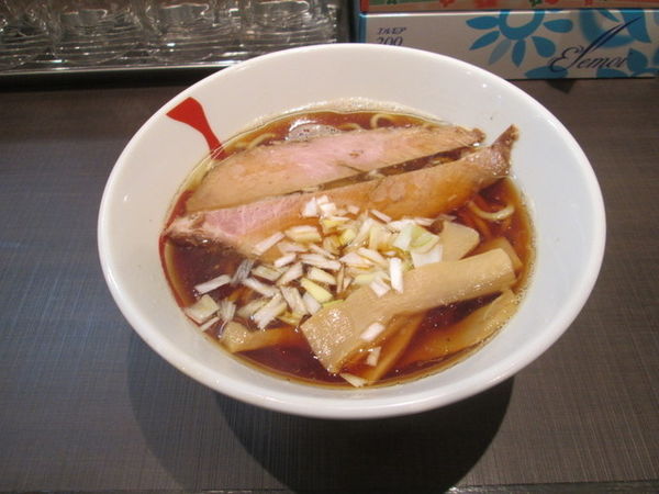 「にぼしらーめん」@にぼしらーめん とつきの写真