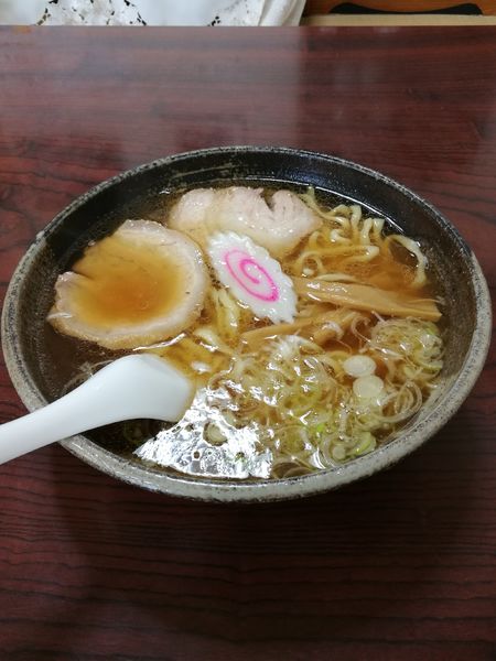 「しょうゆラーメン(手打ち) 650円」@あたごや食堂の写真
