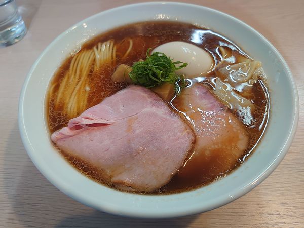 「特製醤油らーめん」@麺笑巧真の写真