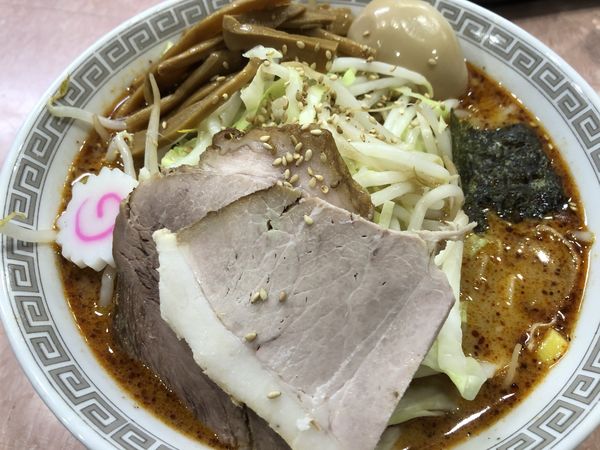 「中華そば(小)700円 野菜120円坦々50円麺カタメ」@所沢大勝軒の写真